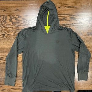 Icebreaker Merino Wool Hooded Pullover - Men’s L